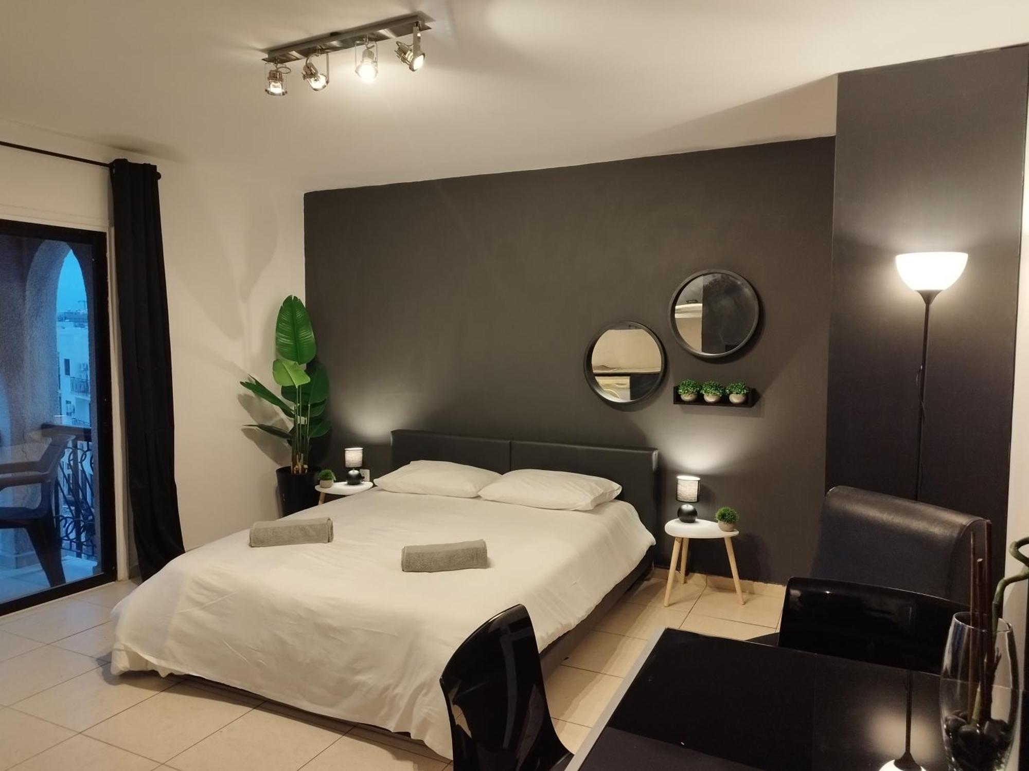 303 St Lazaros View Studio Larnaca Ngoại thất bức ảnh
