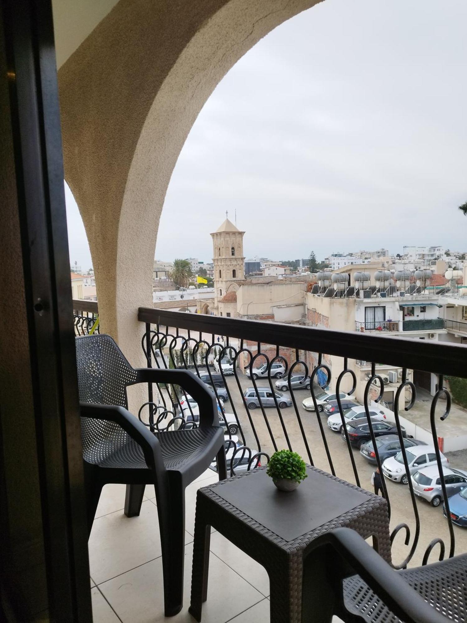 303 St Lazaros View Studio Larnaca Ngoại thất bức ảnh