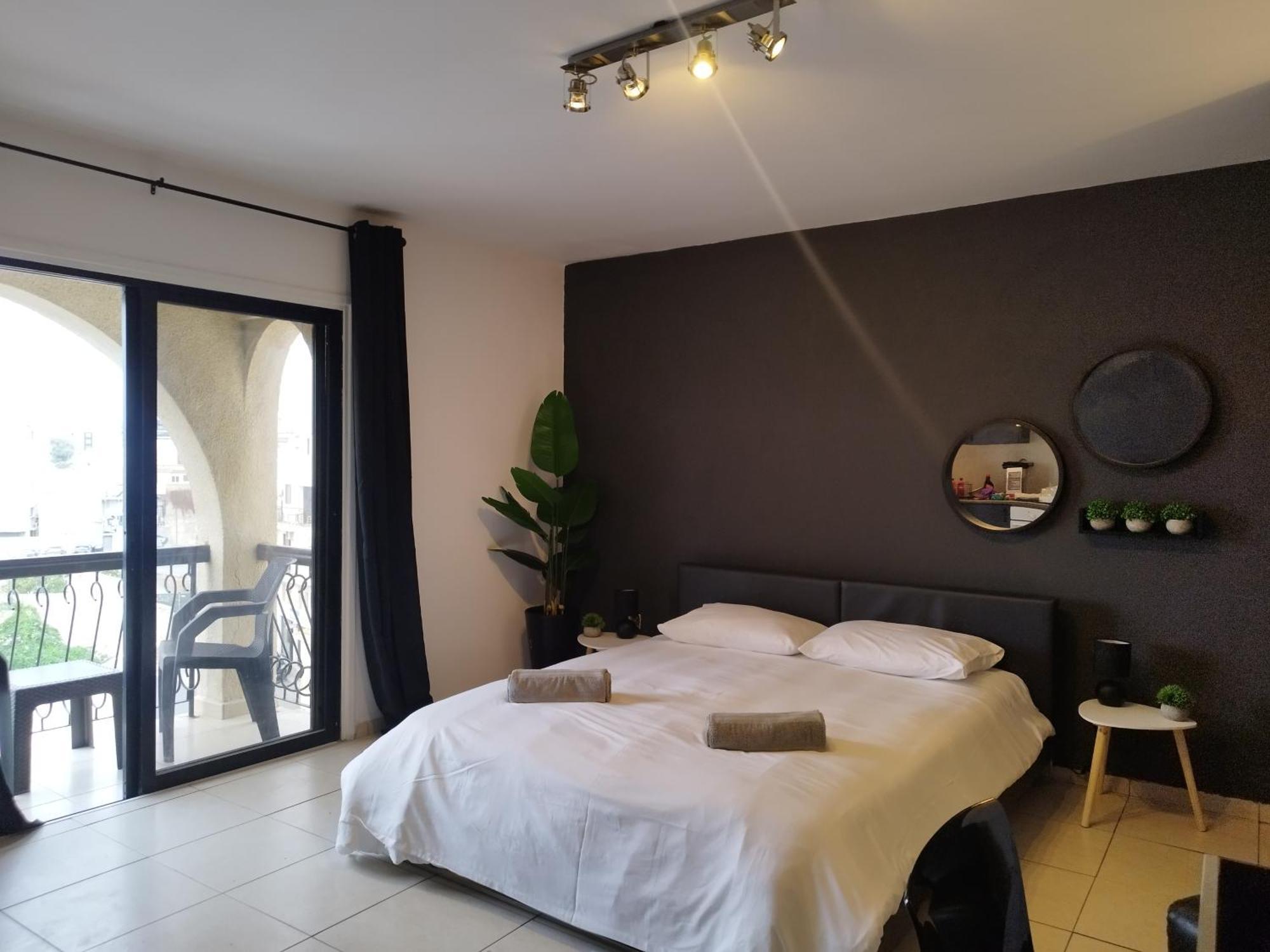 303 St Lazaros View Studio Larnaca Ngoại thất bức ảnh
