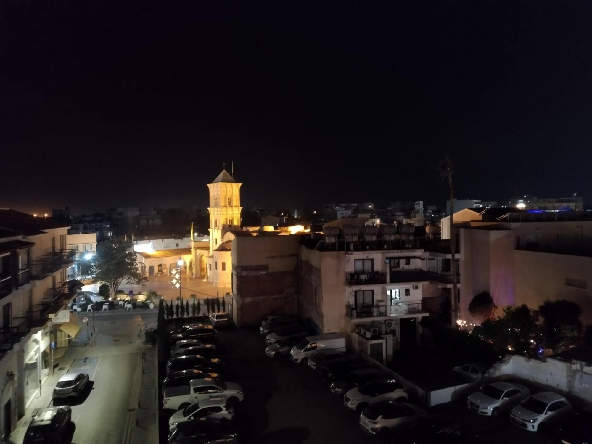 303 St Lazaros View Studio Larnaca Ngoại thất bức ảnh